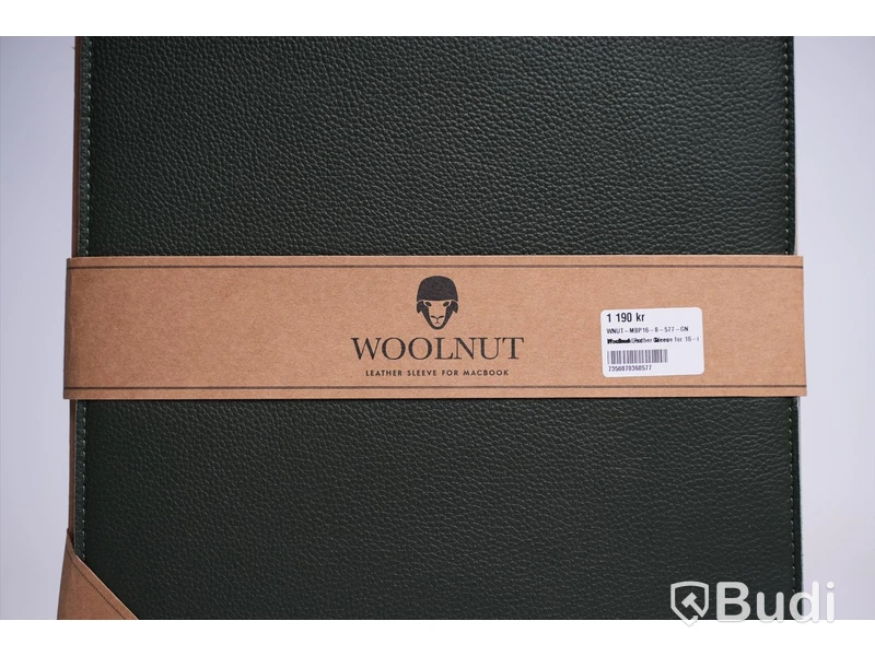 Läderfodral för MACBOOK PRO / WOOLNUT / 16-INCH